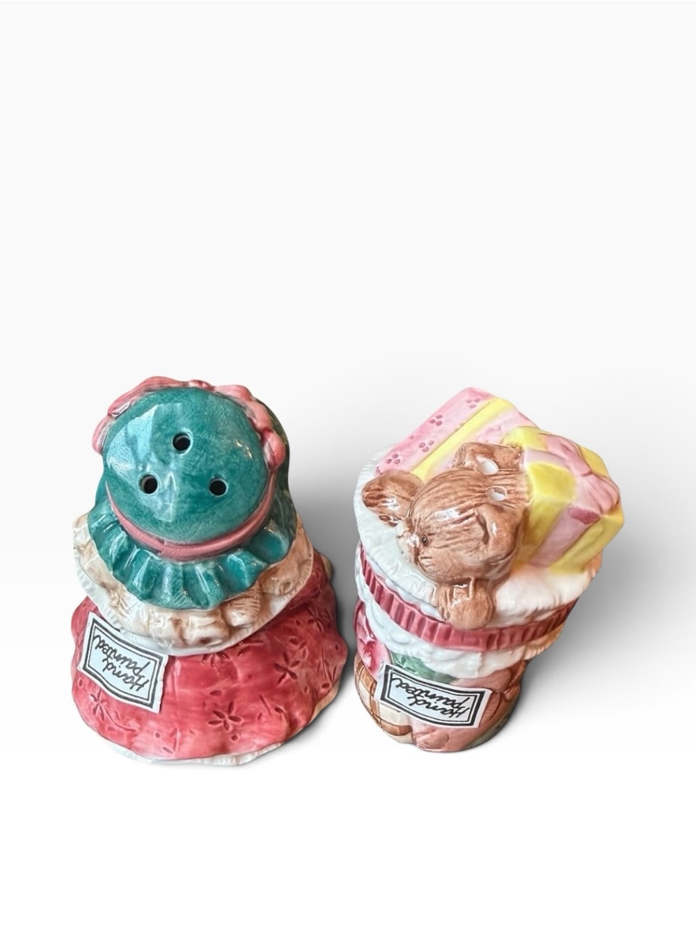Vintage Fitz & Floyd Victorian Christmas Girl & Stocking Salt & Pepper Shakers - Picture 2 of 2